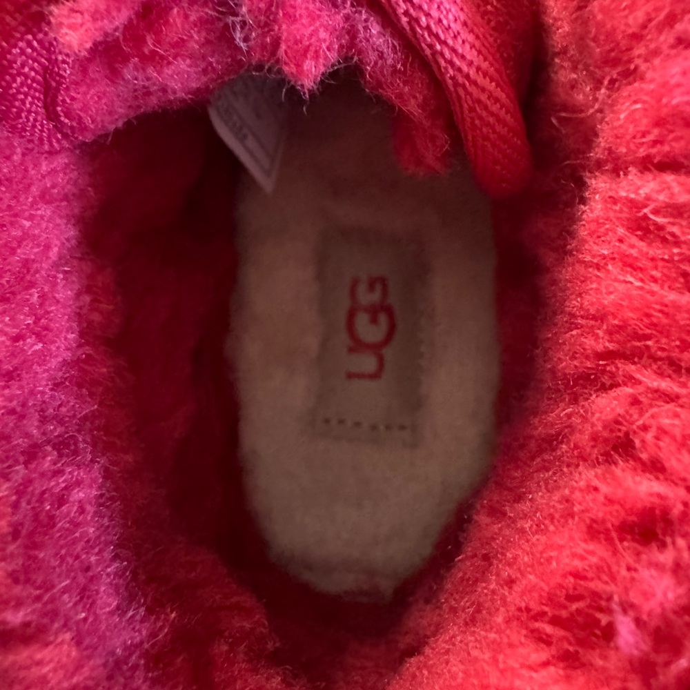 UGG size 8  Red Suede Boots - Picture 4 of 7